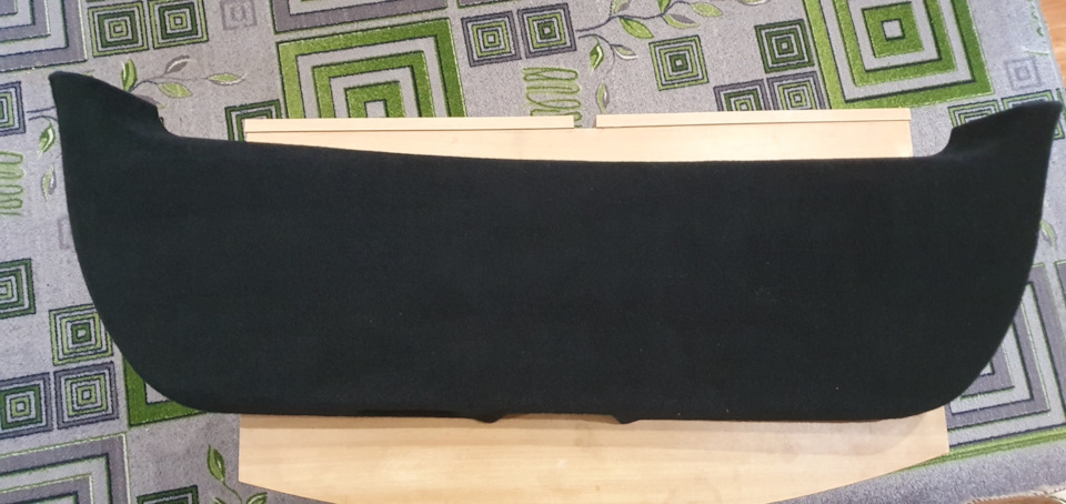 Перетянул обшивку задней двери карпетом — Toyota Prius (50), 1,8 л ...