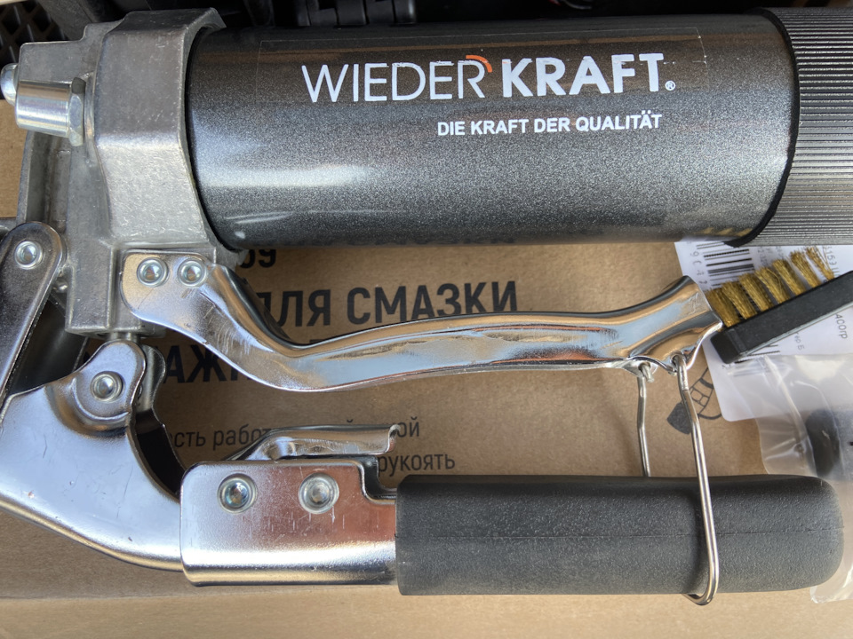 шприц для крестовин и вала WiederKraft (1700р👍) — Toyota Fortuner (2G ...