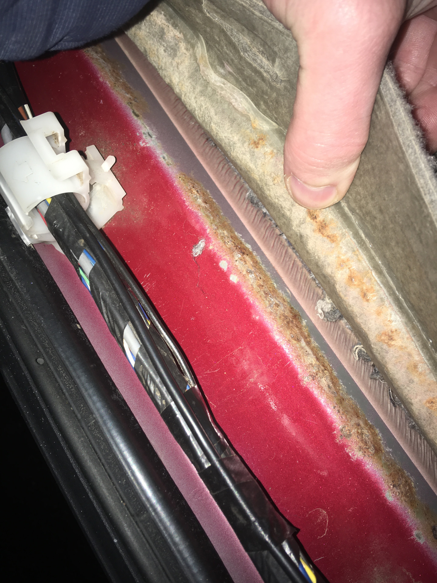 Ремонт порогов со стороны салона в 2018 году — Toyota RAV4 (III), 2,4 л ...