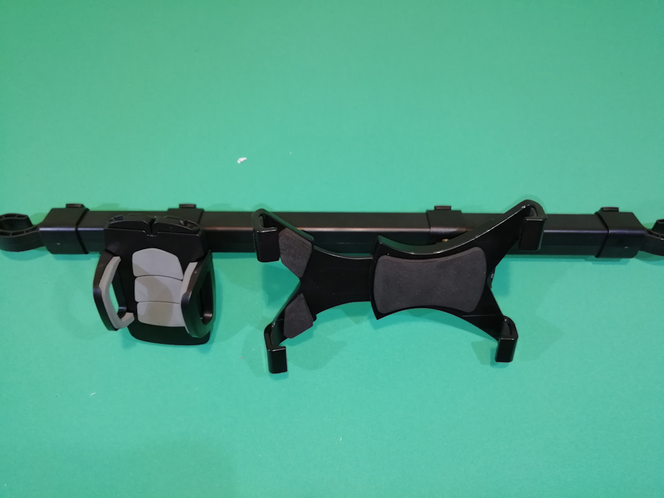 Держатель планшета и телефона между сиденьями. — Peugeot 508 (1G), 1,6 ...