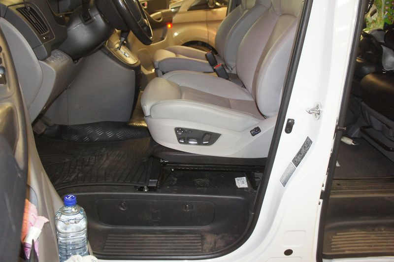 Как снять сидения hyundai starex