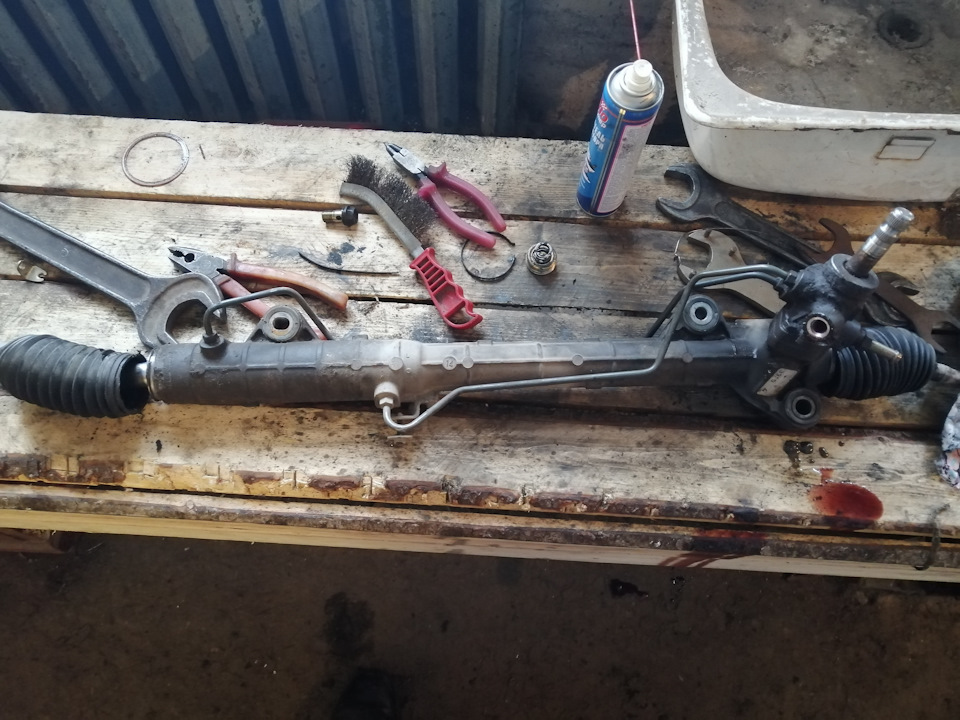 Разбор рулевой рейки — DRIVE2