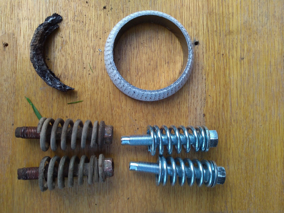 Замена прокладки выхлопной трубы — Suzuki Vitara XL7, 2,7 л, 2006 года ...