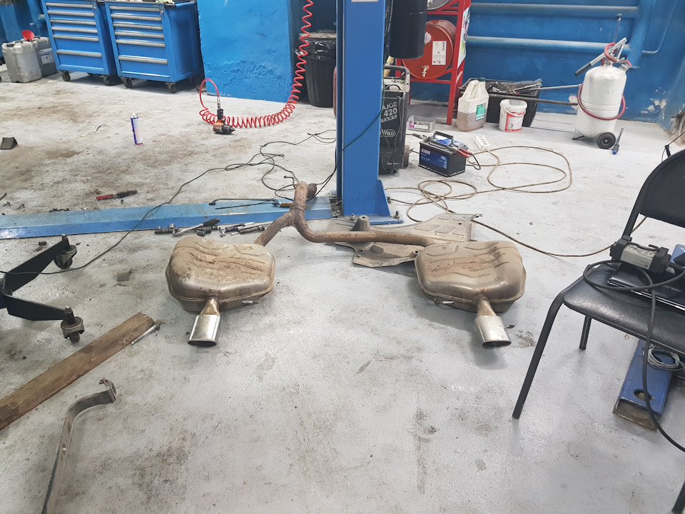 Фото в бортжурнале Volvo XC70 III