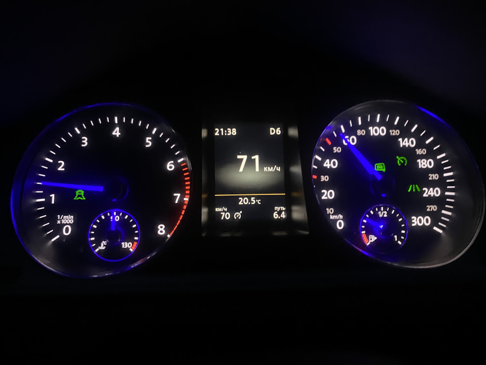 98. Распайка панели приборов. Откат к софту 7хх. — Volkswagen Passat CC ...