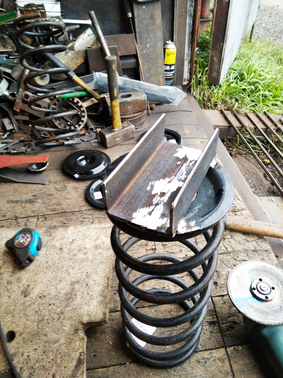 Установка пружин ваз 2110 дополнительно к рессорам — Mitsubishi L200 ...