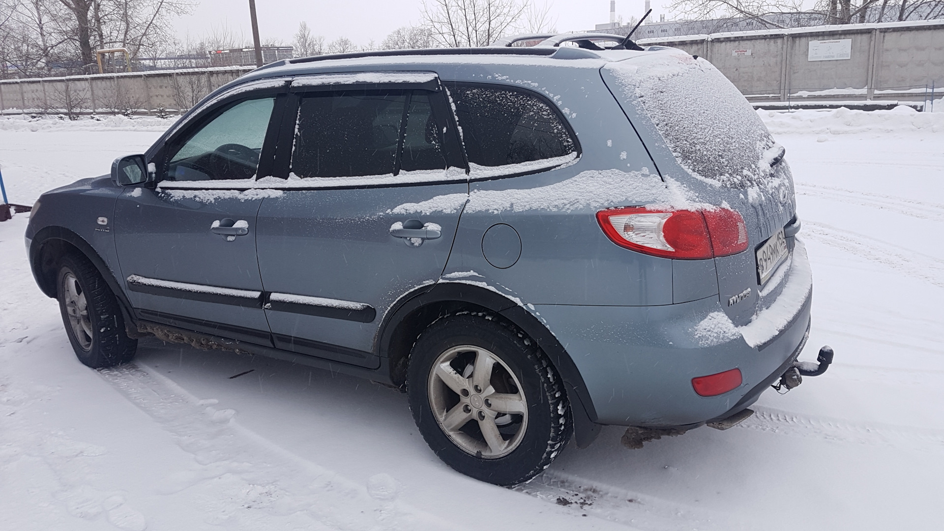 Хундай санте фе 2007. Hyundai Santa Fe 2007 темно серый. Hyundai Santa Fe 2007 зимние фото. Сантик машина.