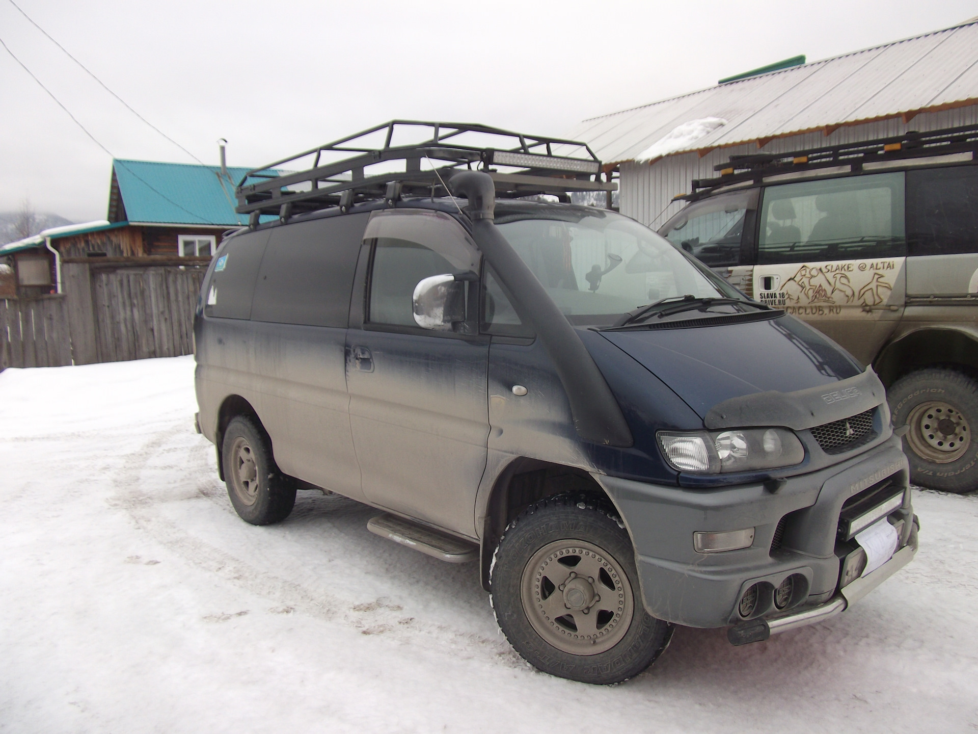 Делика форум. Mitsubishi Delica 4x4. Мицубиси Делика l400 технические характеристики.