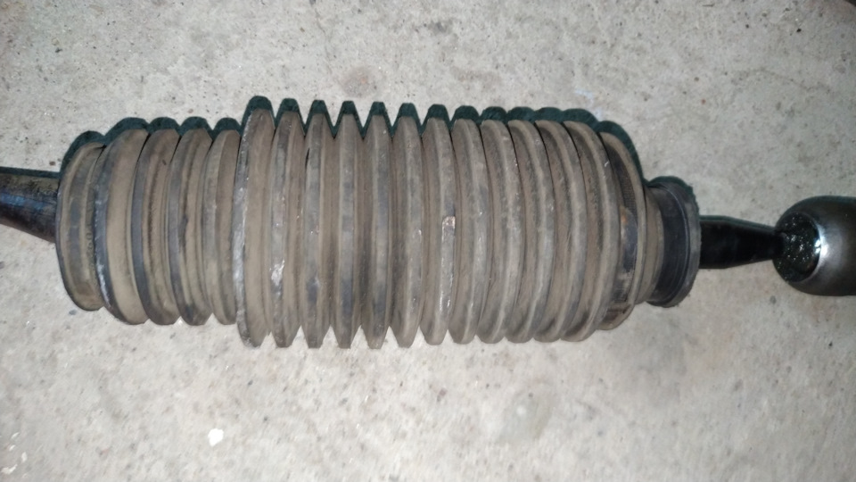 Тяги я так и не понял чьи стояли. Были в хорошем состоянии. — BMW 5 series (E39)