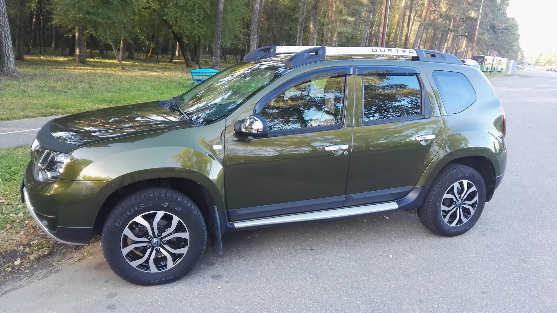 Стекло дастер. Renault Duster 20. Renault Duster Drive 2. Renault Duster 2.0l. Су 20 Дастер.