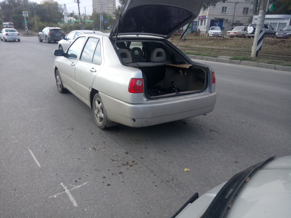 Коробка или выжимной? — Chery Amulet, 1,6 л, 2006 года | наблюдение ...