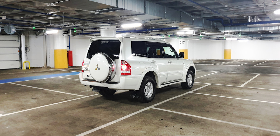 Фото в бортжурнале Mitsubishi Pajero (3G)