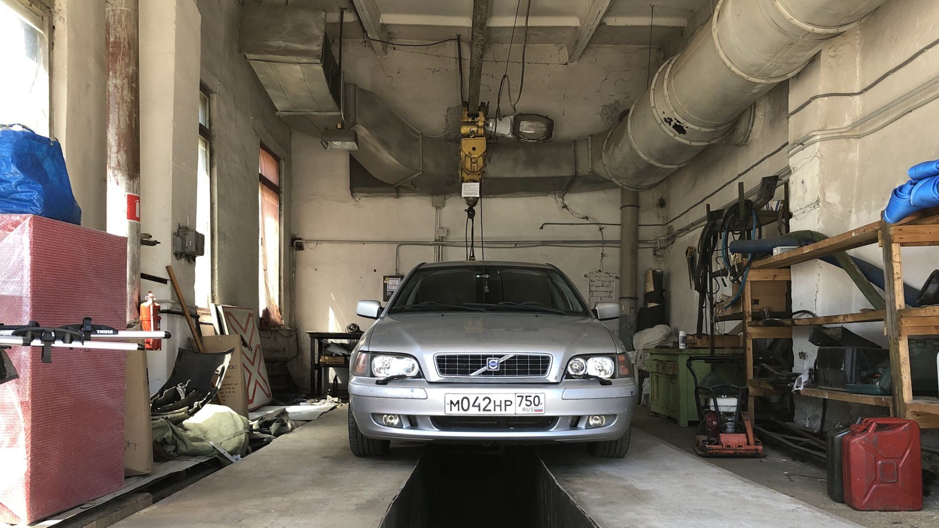 Volvo S40 (1G) 1.8 бензиновый 2004 | Лось машина времени 🎻🛠 на DRIVE2