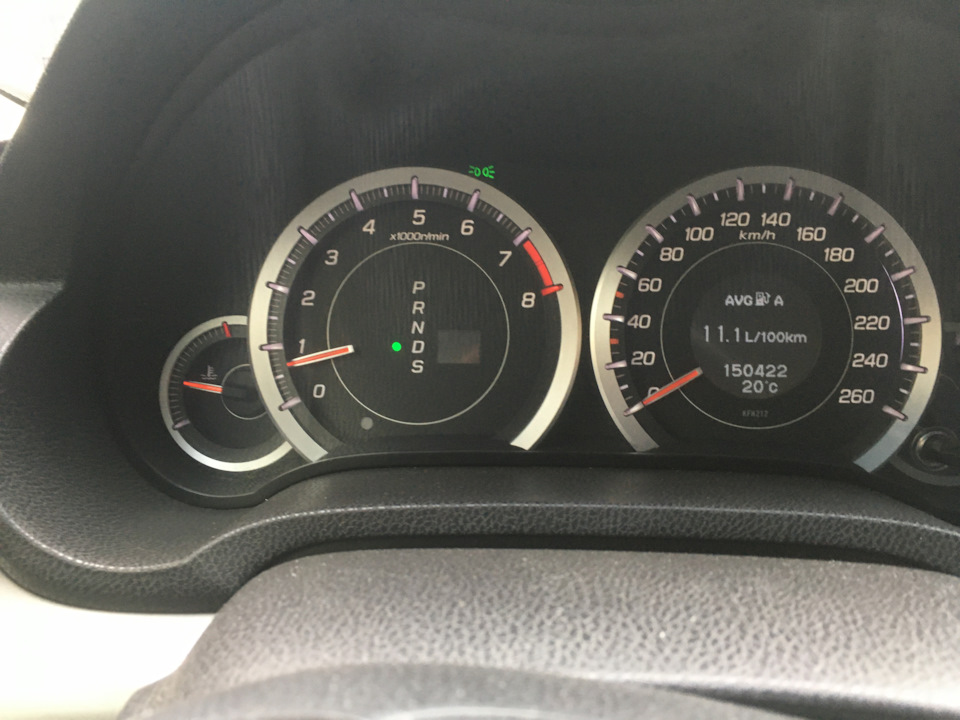 Photo from the logbook Honda Accord (8G). Found on photo: 150422