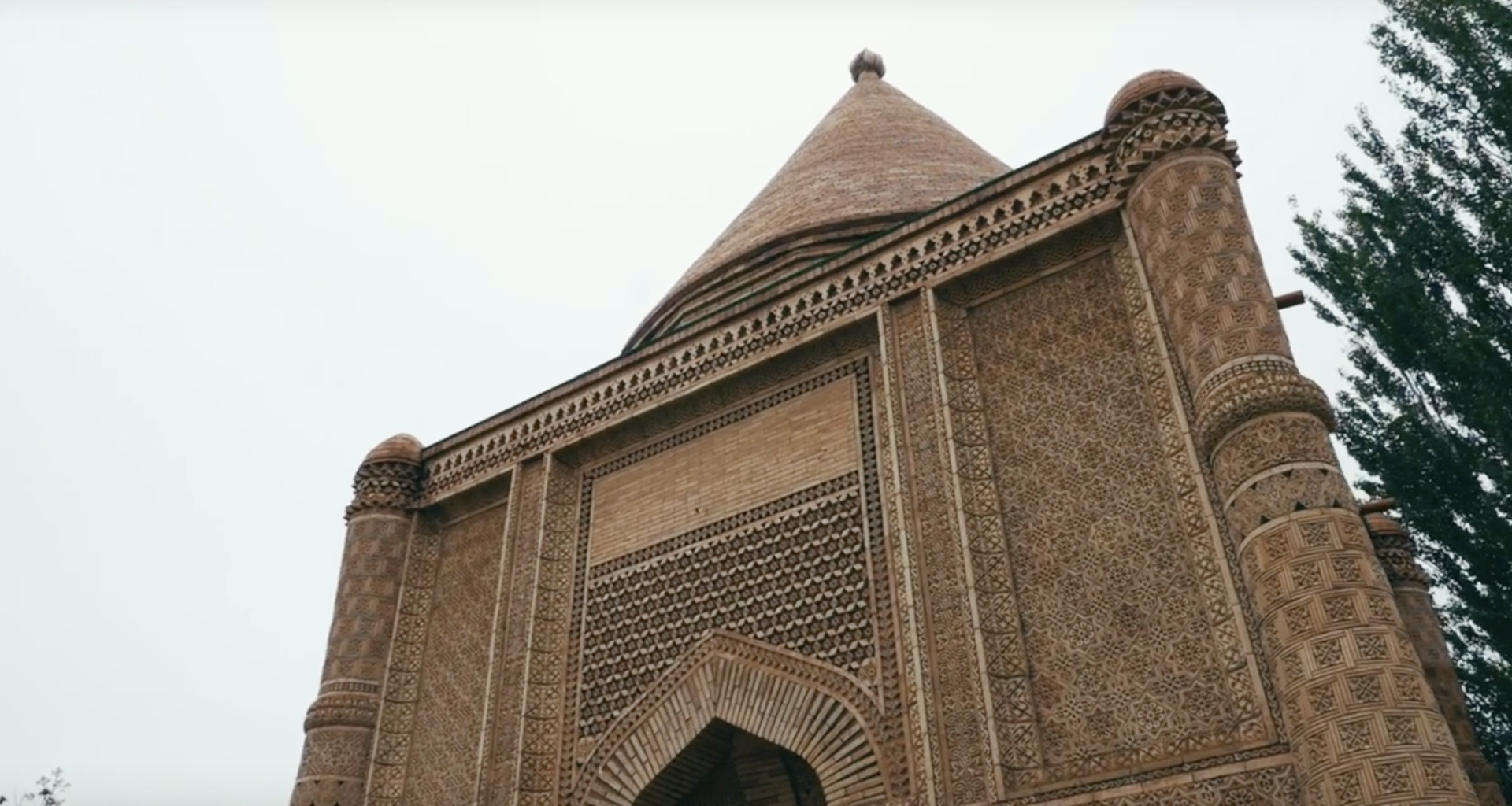 The mausoleum of aisha bibi 8 grade