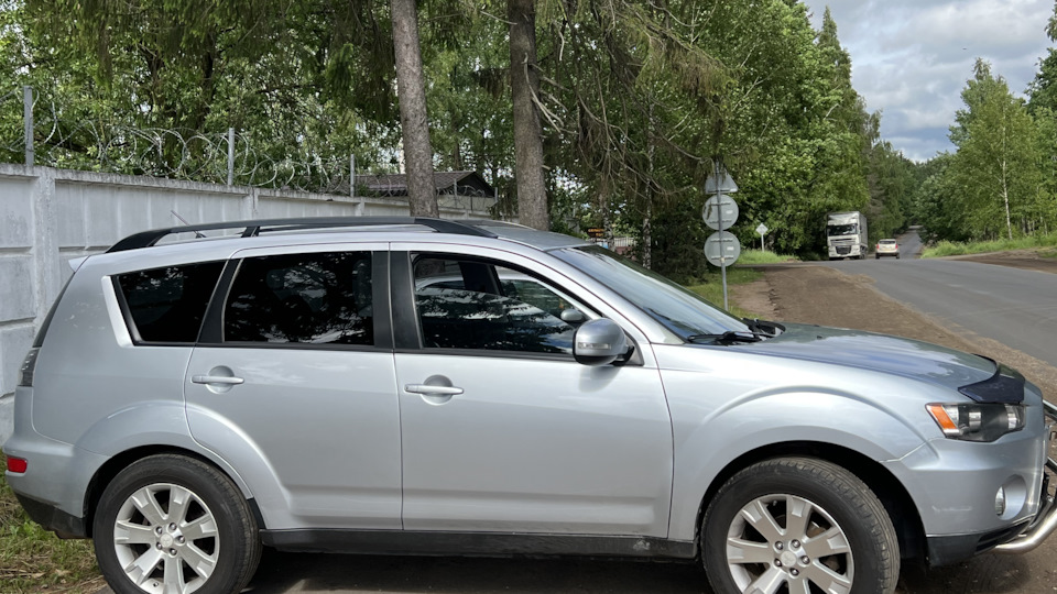Замена масла в вариаторе — Mitsubishi Outlander XL, 2,4 л, 2009 года ...