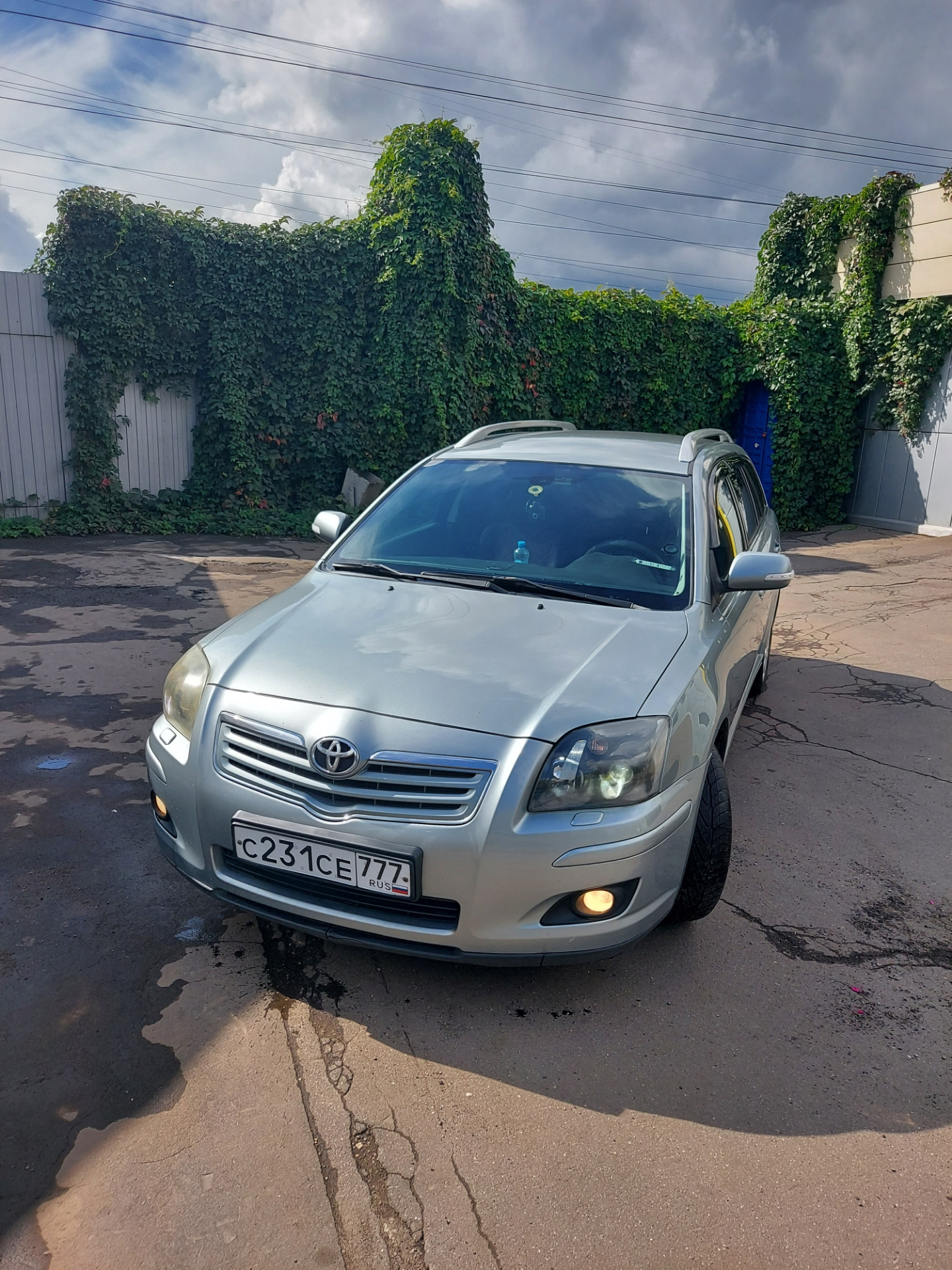 Уехал мой веник в Рязань. — Toyota Avensis II, 2 л, 2007 года | продажа  машины | DRIVE2