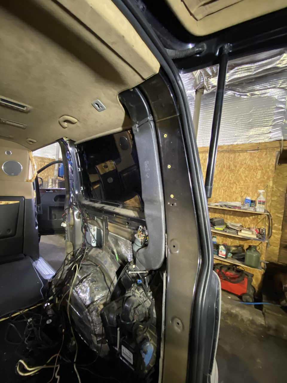 Вот и накрылся доводчик сдвижной двери — Volkswagen Multivan (T5), 3,2 ...