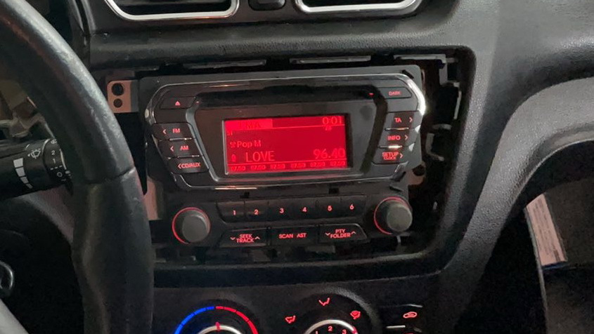 Подключаем USB к штатной магнитоле KIA RIO 3 — DRIVE2