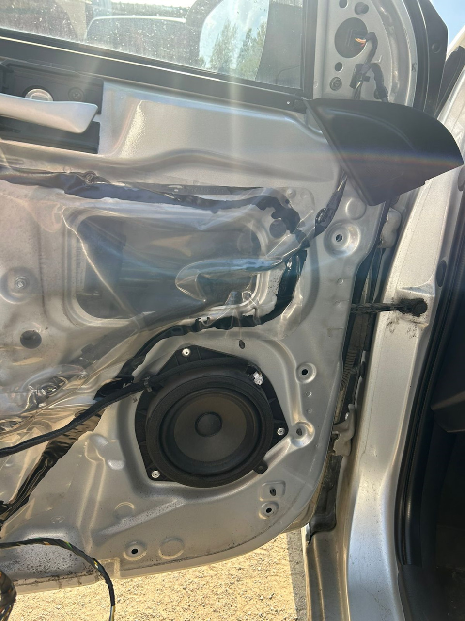 Водительская сторона — Hyundai Solaris (1G)