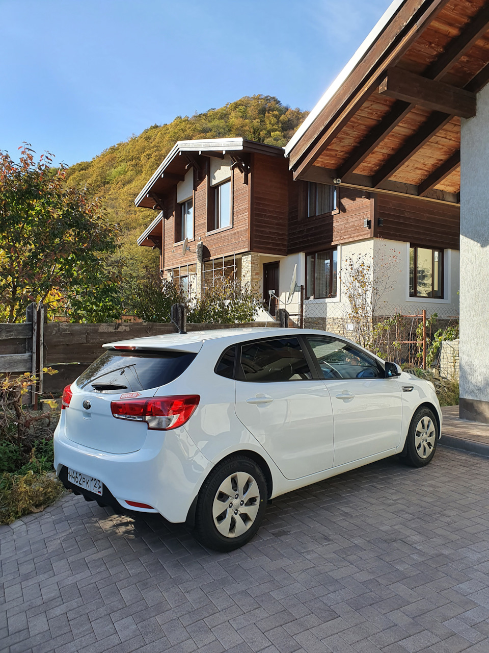 Новая зимняя резина. — KIA Rio 5-door (3G), 1,6 л, 2015 года | шины ...