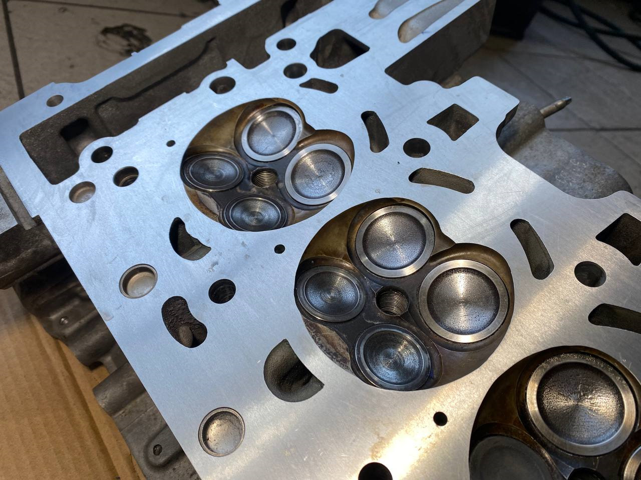 Ремонт ГБЦ BMW N52. Замена маслосъемных колпачков N52. — Технический ...