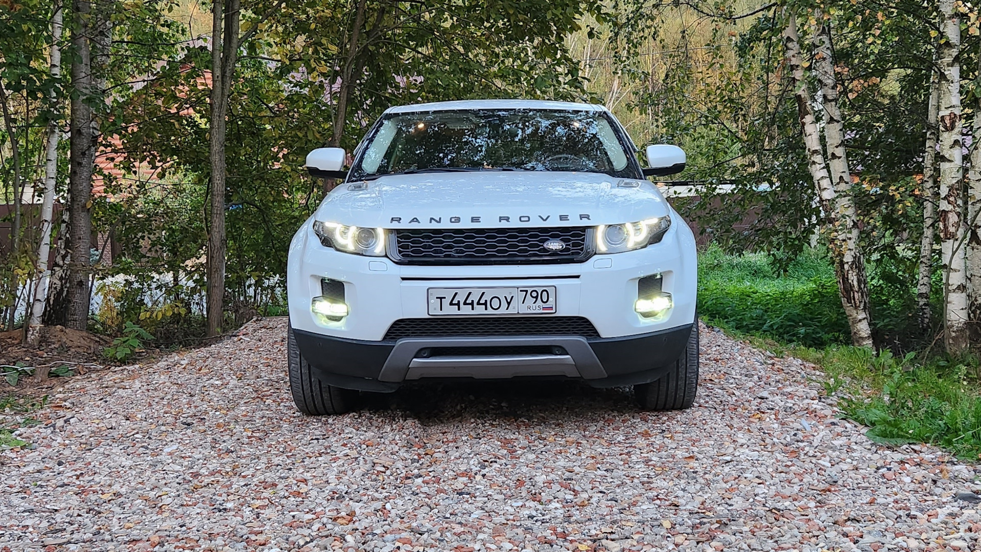 Land Rover Range Rover Evoque 2.2 дизельный 2012 | Белый-Рокер на DRIVE2