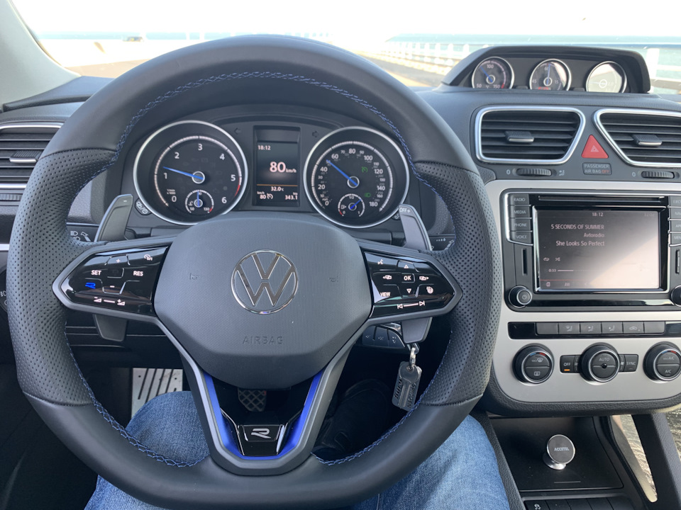 Новий сенсорний руль — Volkswagen Scirocco (3G), 2 л, 2010 года ...