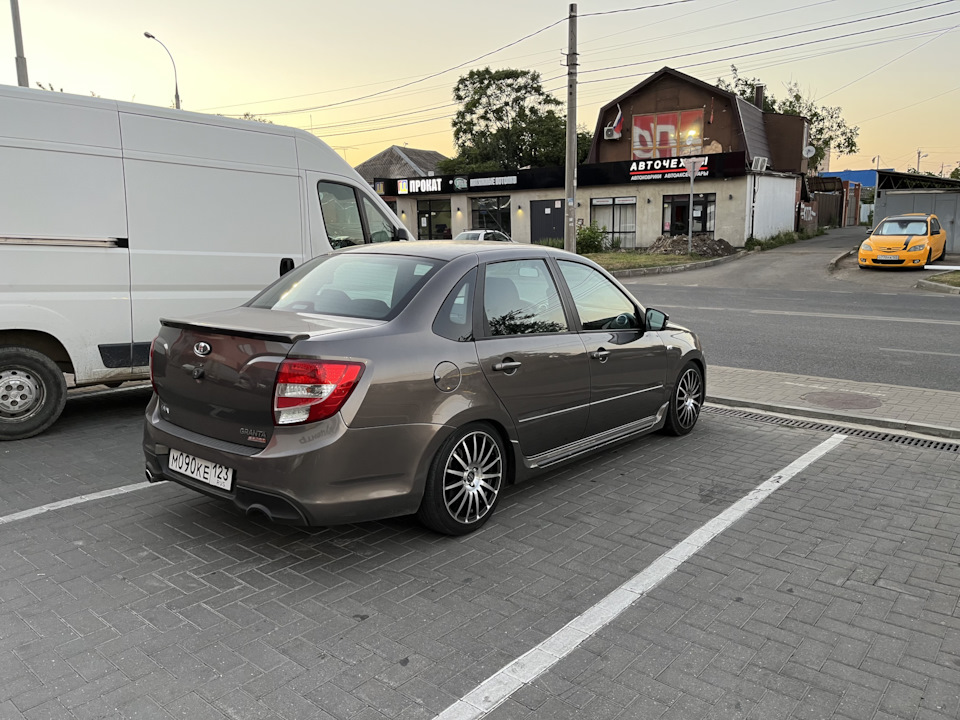 #5 — Lada Granta Sport, 1,6 л, 2016 года | аксессуары | DRIVE2