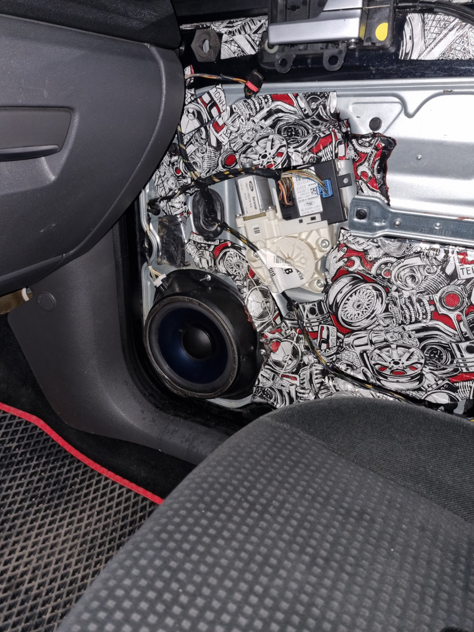 Фото в бортжурнале Ford Focus Sedan II