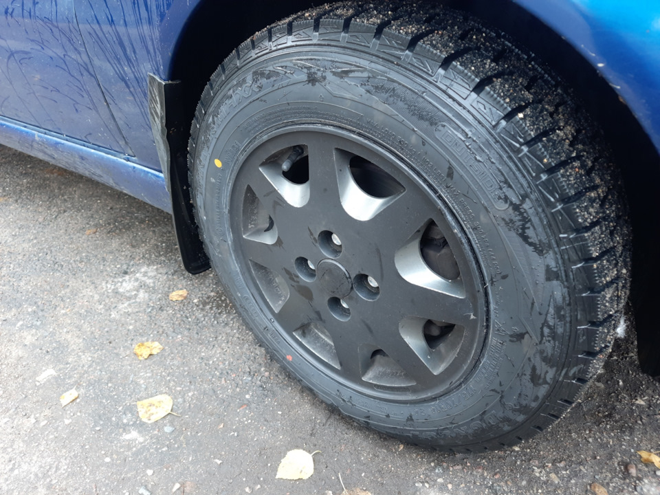 Диски лянча, шины Dunlop, переобулся — FIAT Albea, 1,4 л, 2011 года ...