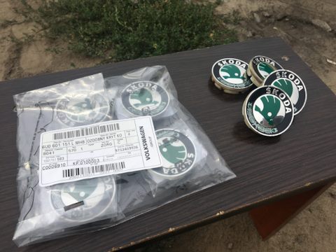 6U0601151L Колпачки в литые диски VAG | Запчасти на DRIVE2