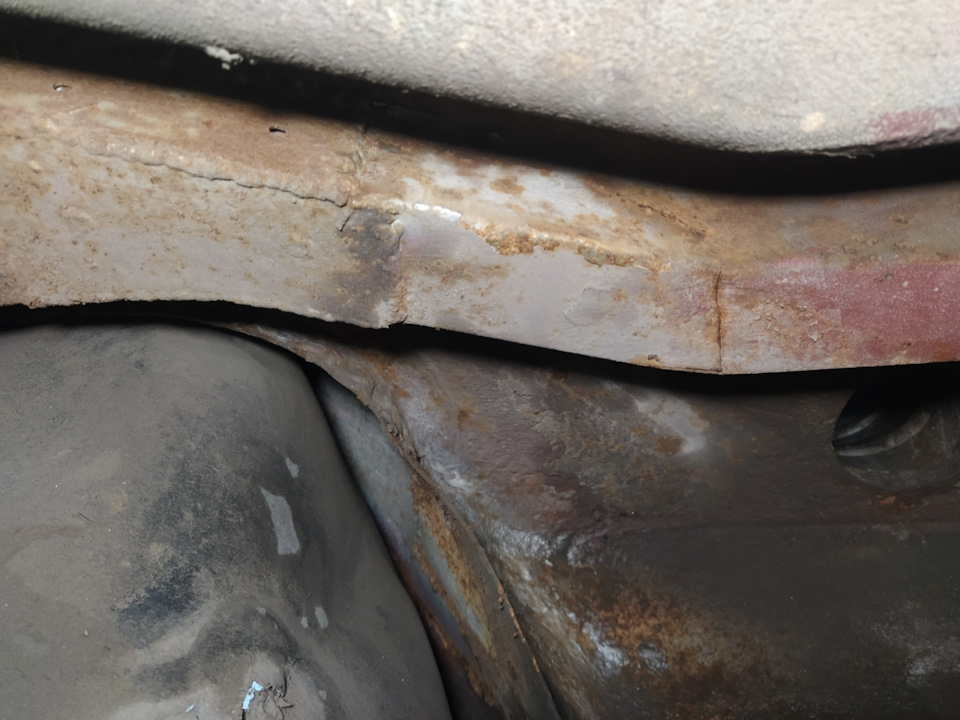 Лопнул лонжерон — Ford Taunus TC3, 1,3 л, 1980 года | поломка | DRIVE2