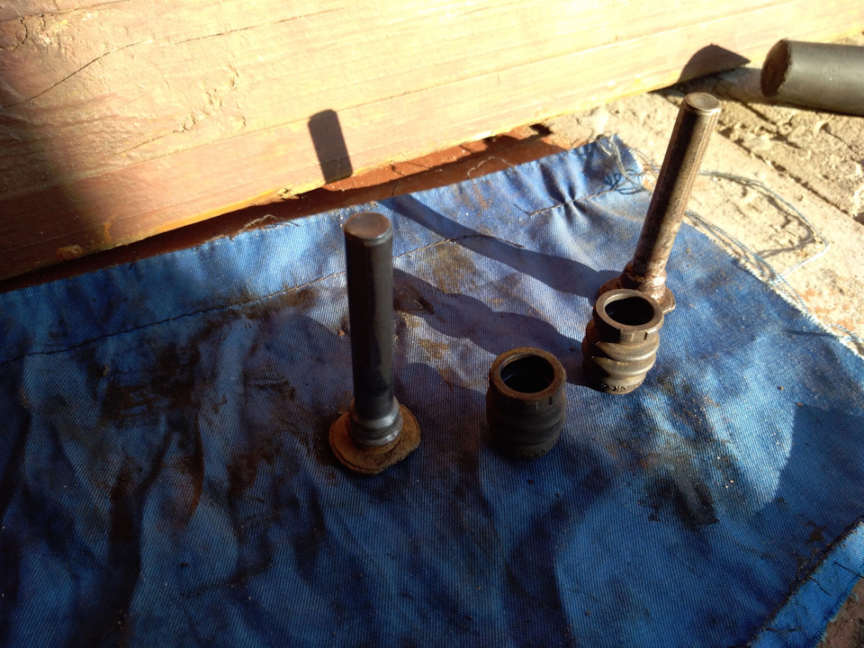 Мягкая педаль тормоза, писк тормозного диска в движении на малой ...