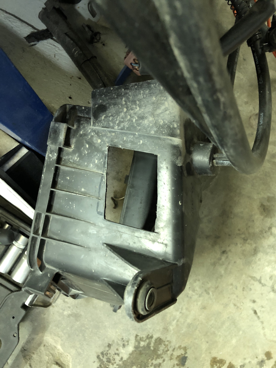 Замена тормозных дисков и колодок для владельцев Volkswagen Touareg с ...