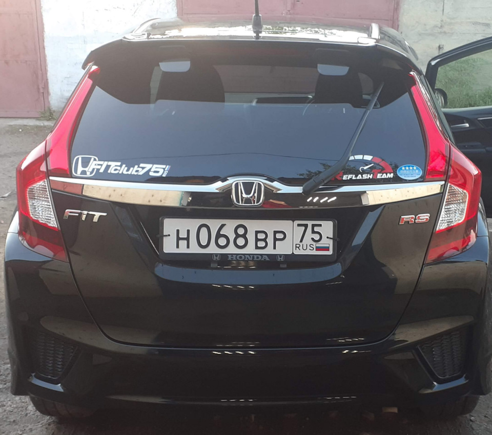 Вставка-стоп для @ЧЕРНЫША@ — Honda Fit (3G), 1,5 л, 2014 года | тюнинг |  DRIVE2