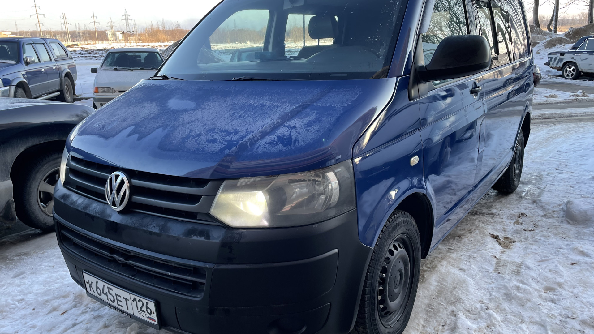 Минивэн ставропольский. Автомобиль Volkswagen Caravelle, 2010 г.. Транспортер 2007. Цвет т7т7 Фольксваген.