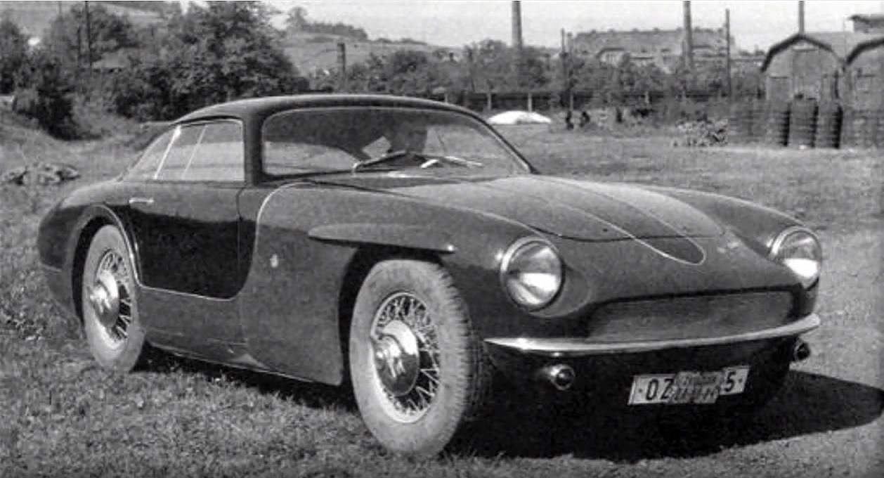 Татра JK 2500