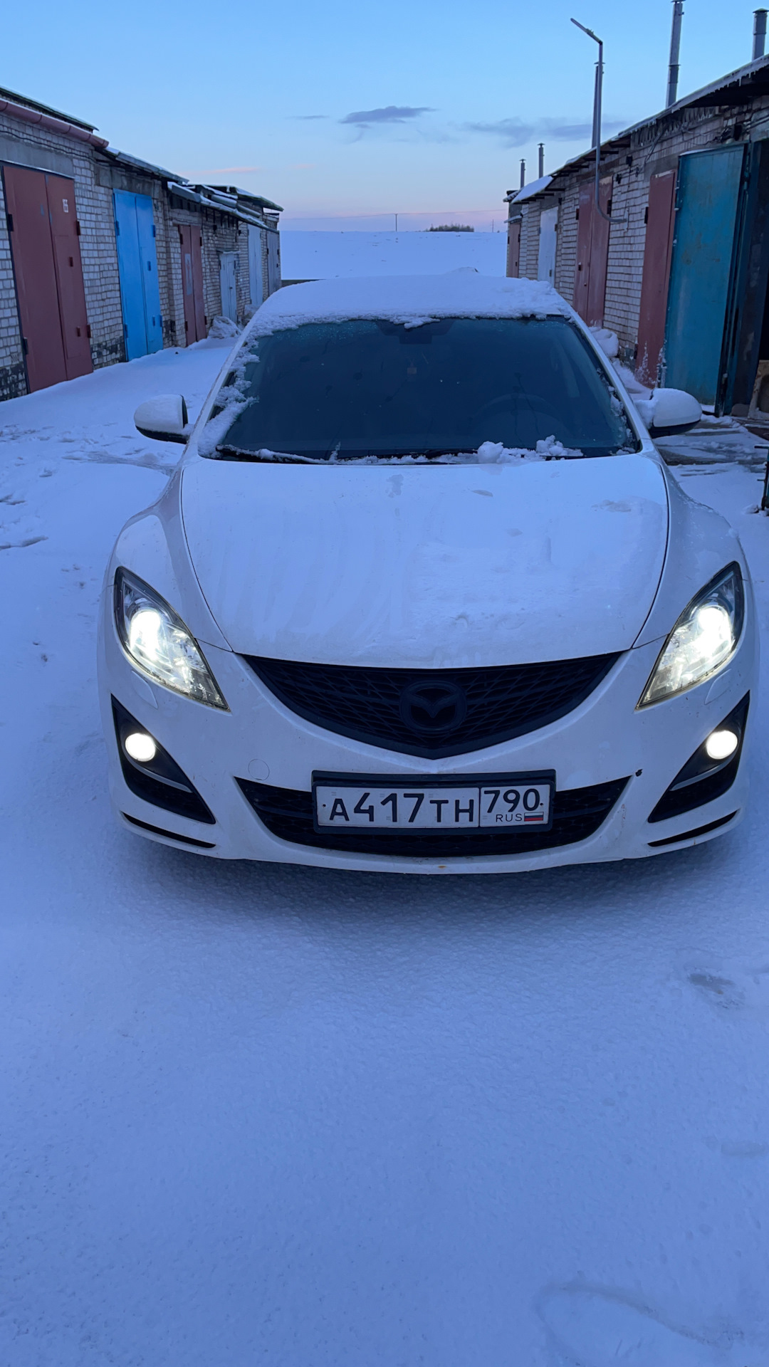 Замена ламп ближнего света и птф — Mazda 6 (2G) GH, 2 л, 2012 года ...