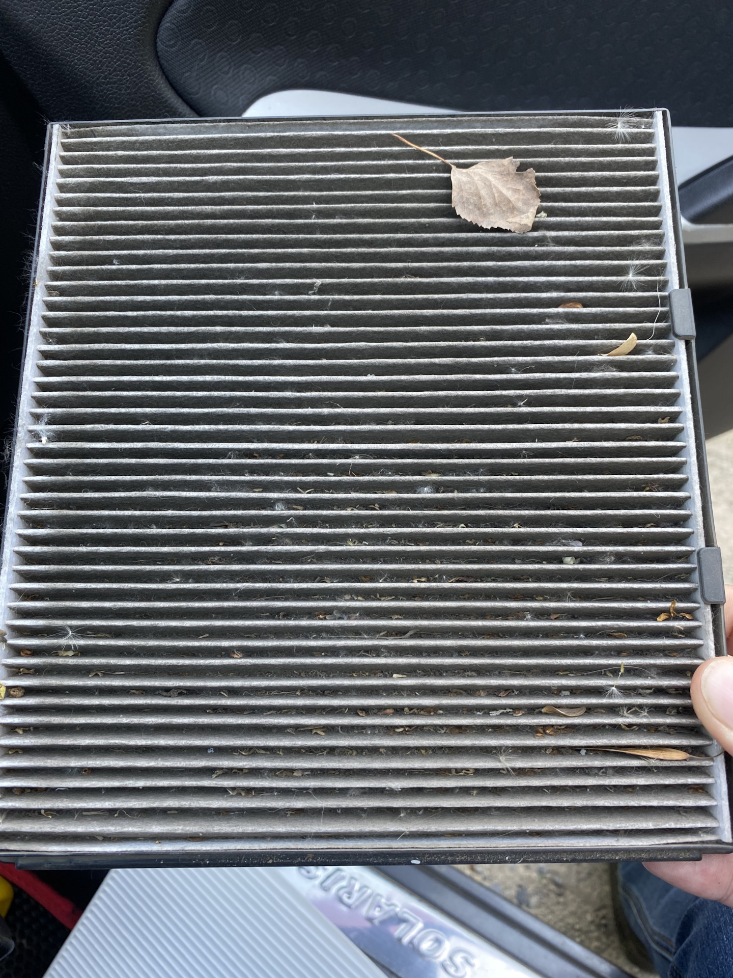 Замена воздушного/салонного фильтра — Hyundai Solaris Hatchback, 1,6 л ...