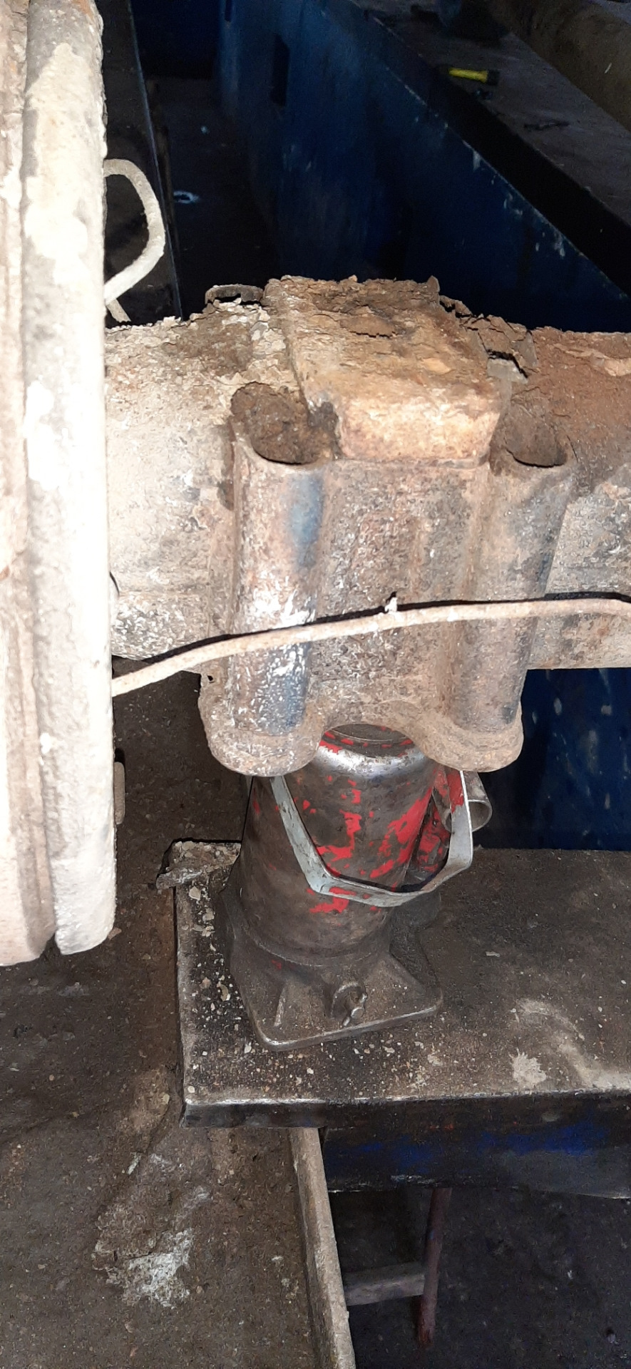 Убрать недочеты. Замена листа рессоры. — Mitsubishi Fuso Fighter, 5,1 л ...