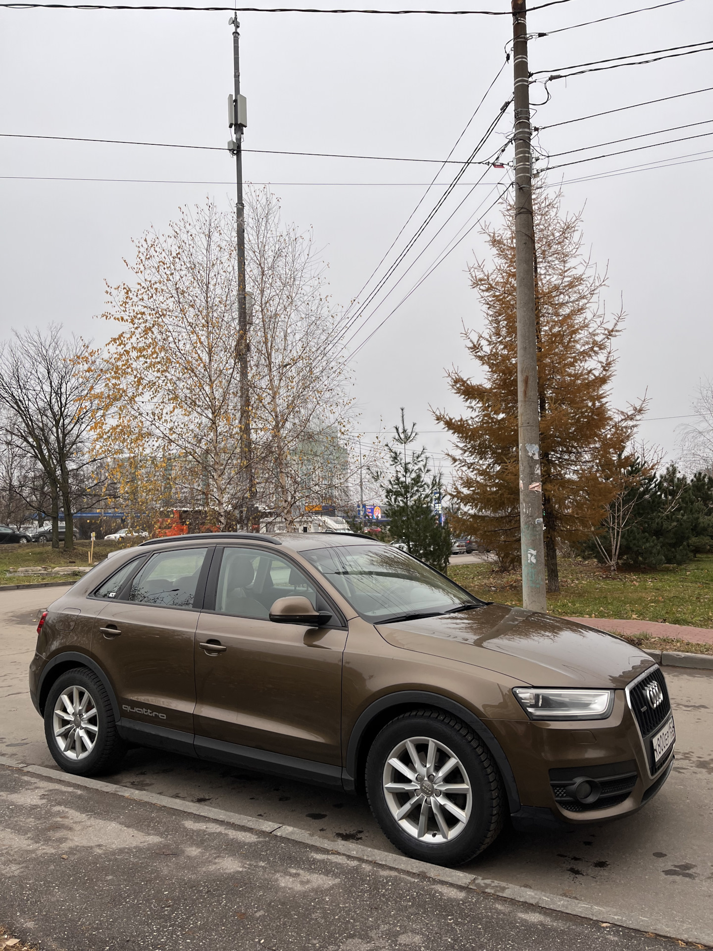 Зима близко: АКБ, шиномонтаж — Audi Q3 (1G), 2 л, 2012 года ...