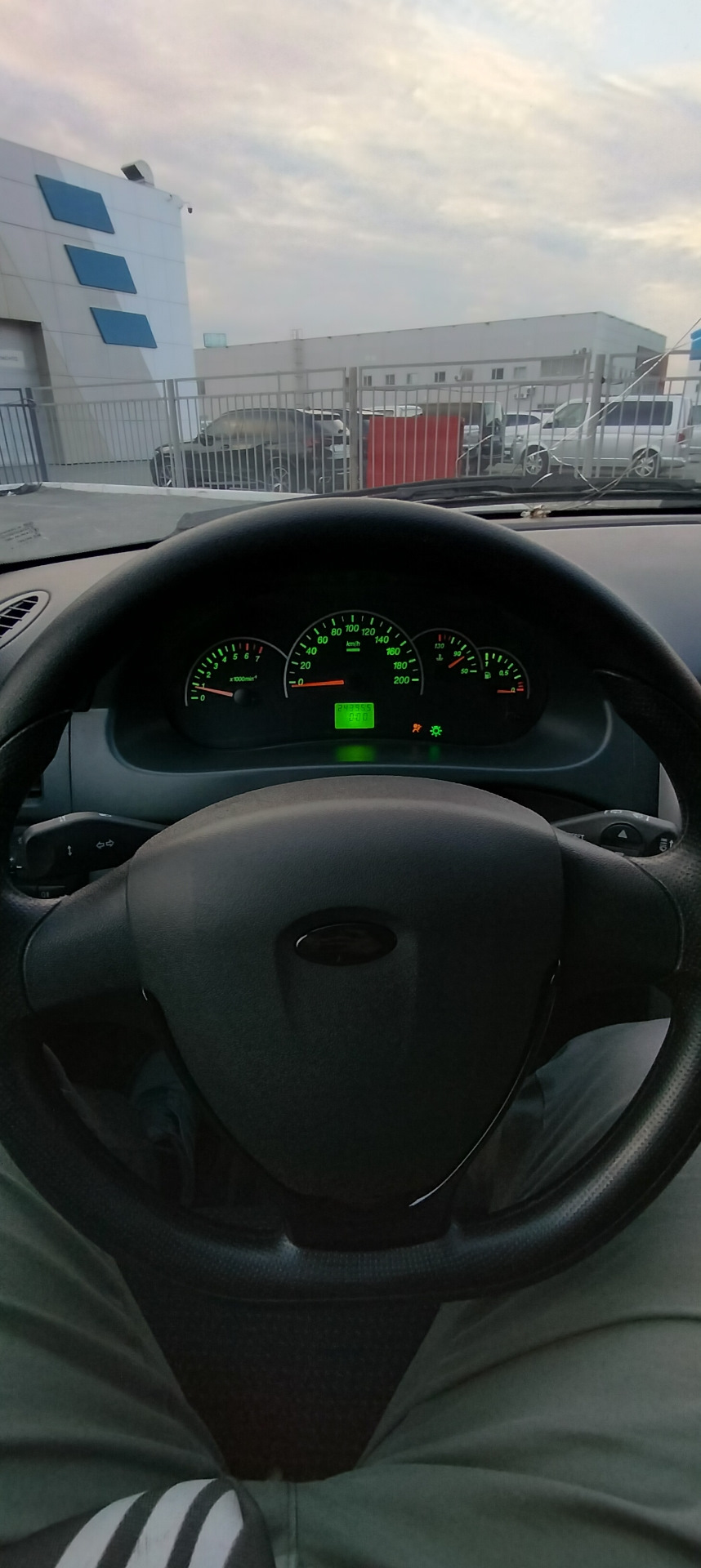 Новый руль — Lada Приора седан, 1,6 л, 2010 года | аксессуары | DRIVE2