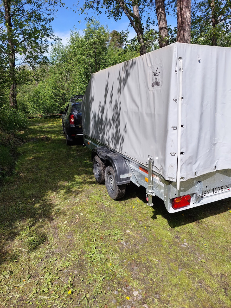 Спуск лодки на воду — Renault Duster (1G), 2 л, 2013 года | путешествие |  DRIVE2