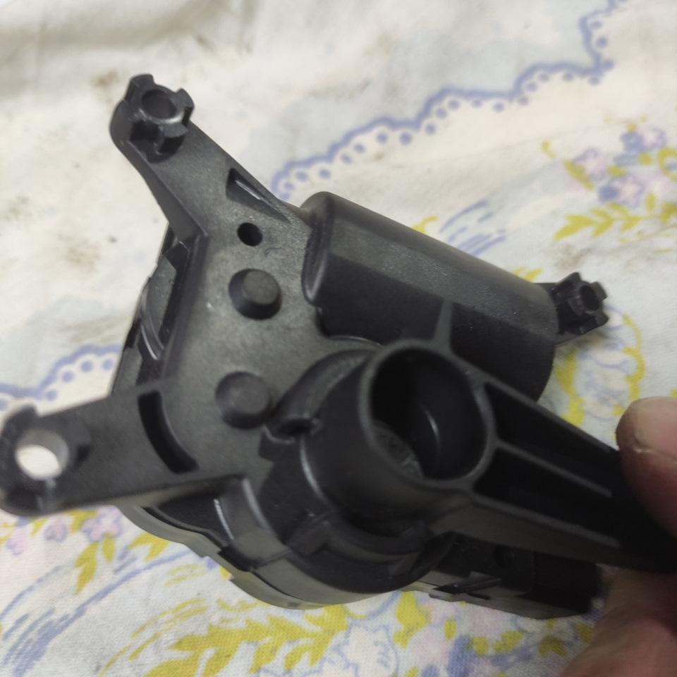 Справа дует холодный воздух V159 — DRIVE2