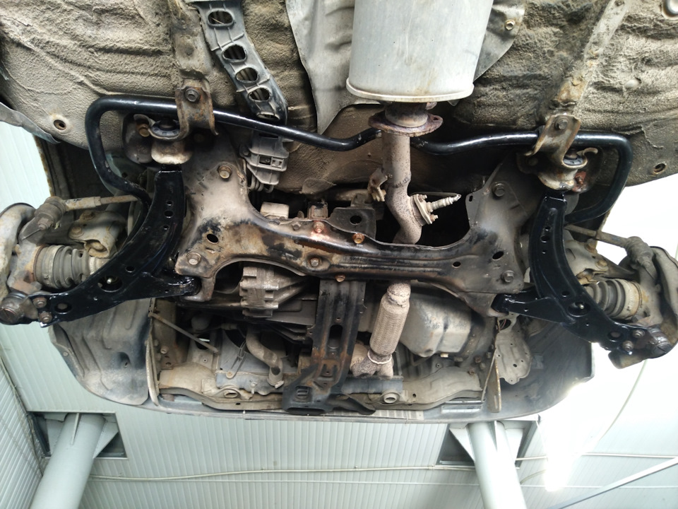 Установка переднего стабилизатора на Corolla E90 (Часть 2) Установка ...