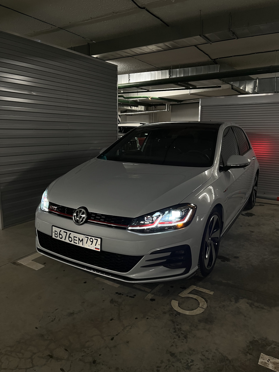 Фантазии — Volkswagen Golf Mk7 GTI, 2 л, 2020 года | продажа машины | DRIVE2