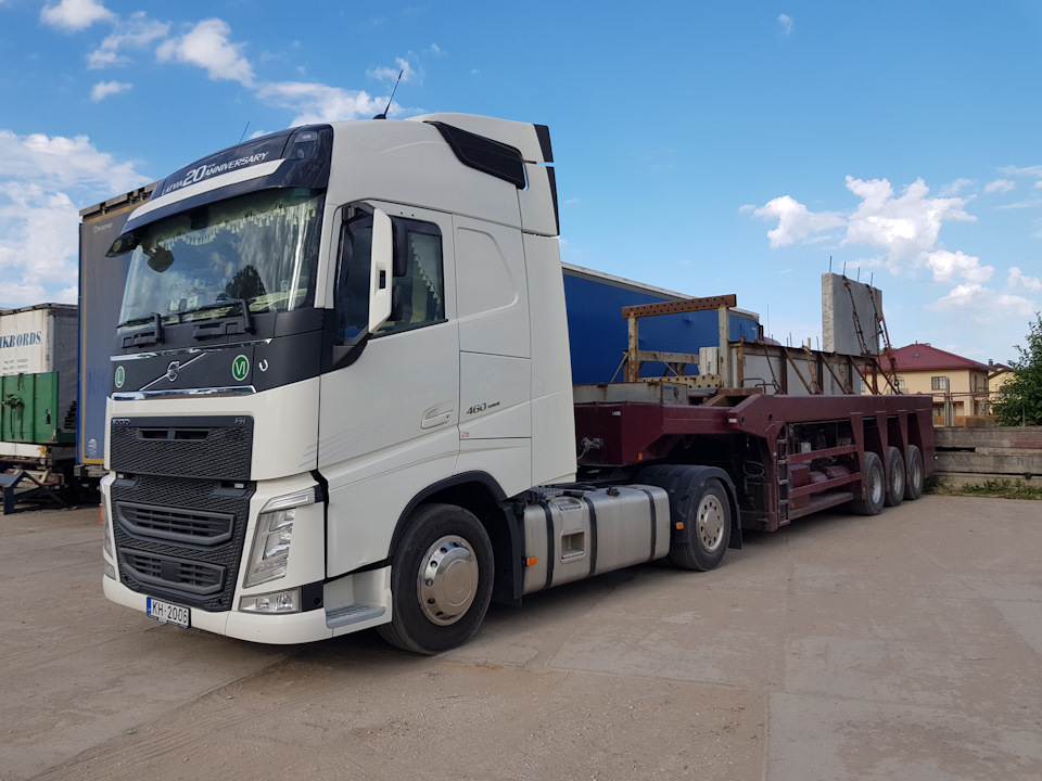 Volvo fh 460. Вольво FH 460. Volvo FH 460 С бортовым полуприцепом.