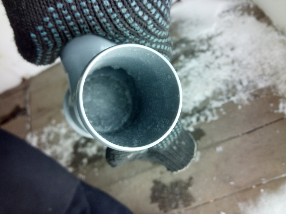 Отвод выхлопных газов из гаража — Toyota Mark II (110), 2 л, 2003 года ...