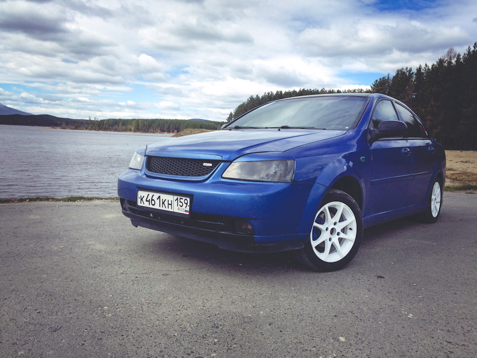 Chevrolet Lacetti синий